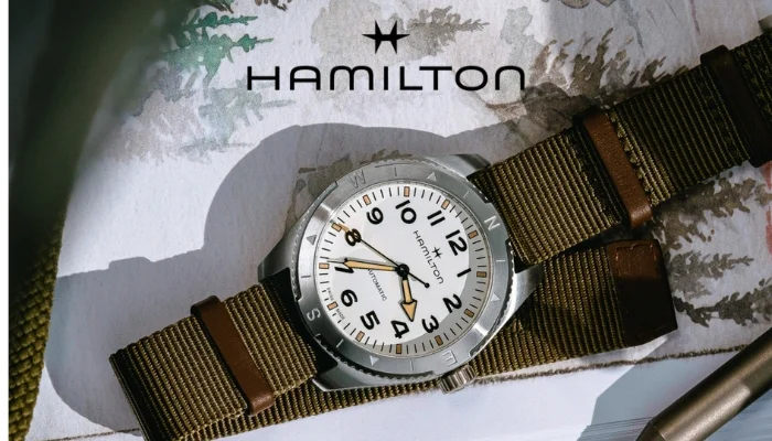 Hamilton Khaki klocka med vit tavla och grönt nylonarmband i natostil